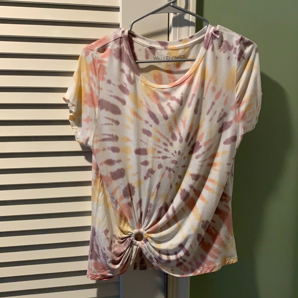 Brand wallflower size large color white & tie dye